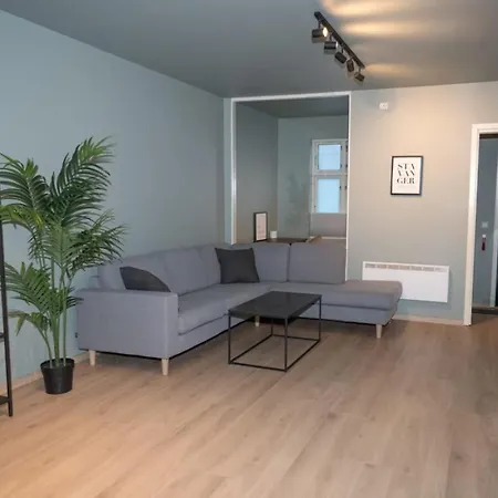 Stvg Centre, Heart Of The City, 3 Bedroom