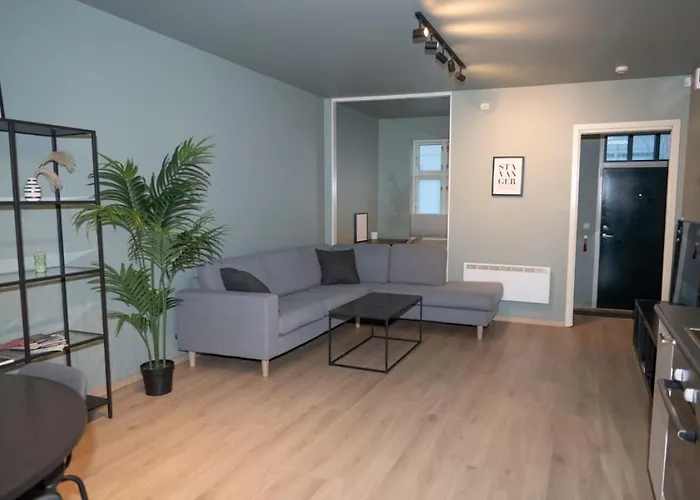 Stvg Centre, Heart Of The City, 3 Bedroom